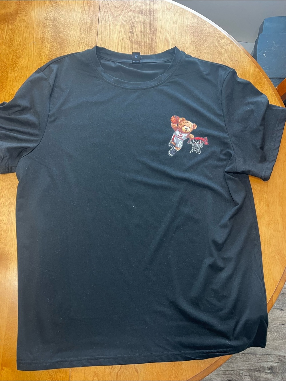 ROMWE Black Short-Sleeve Tee with Basketball Bear Patch